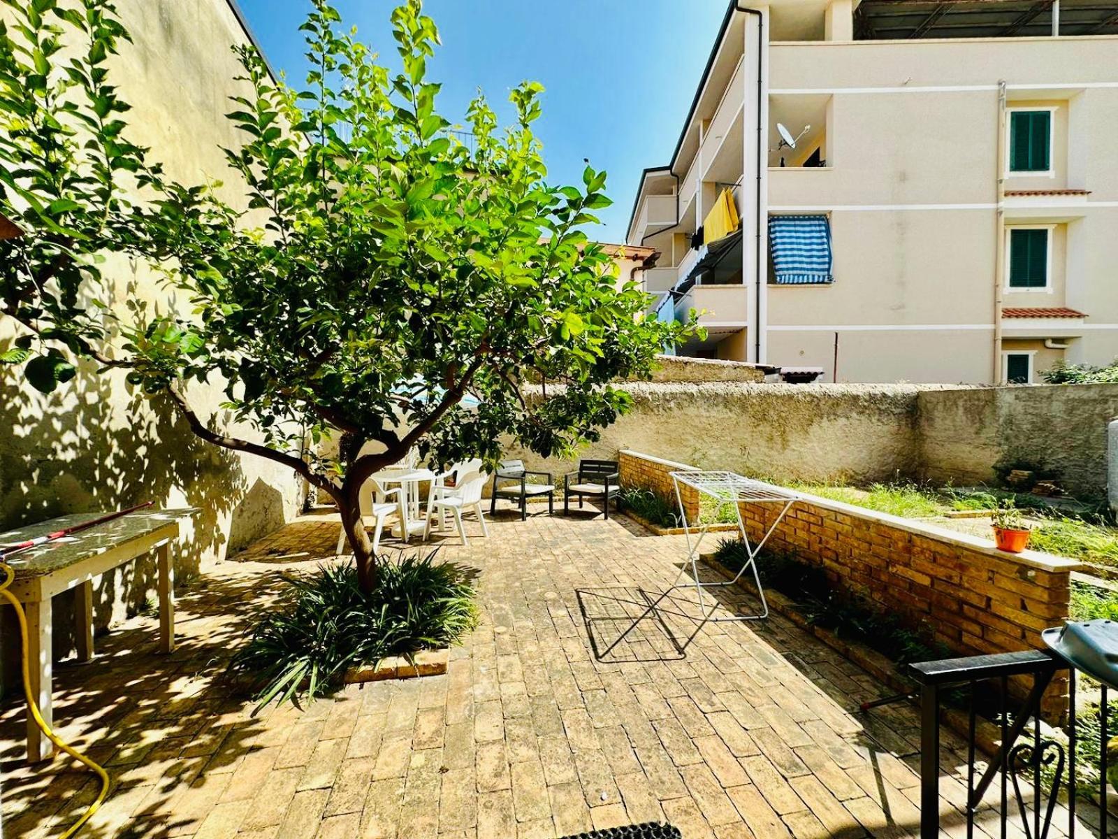 Gemelli House - City Center โตรเปอา ภายนอก รูปภาพ